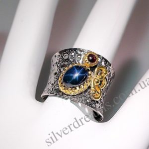 Серебряное кольцо с натуральным звёздчатым сапфиром