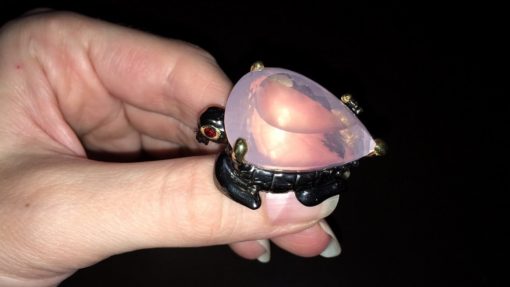 Серебряная брошь Черепаха с крупным розовым кварцем