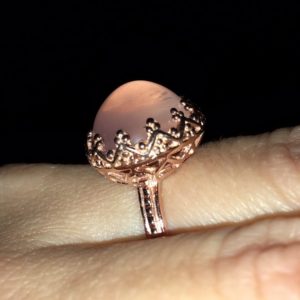 Кольцо Корона с розовым кварцем