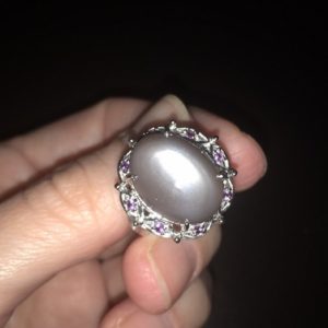 Серебряное кольцо с крупным лунным камнем