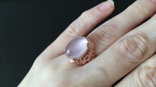 Серебряный перстень с розовым кварцем