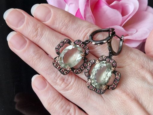 HANDMADE! Серебряные серьги с празиолитом 24 кт и родолитами — изображение 5