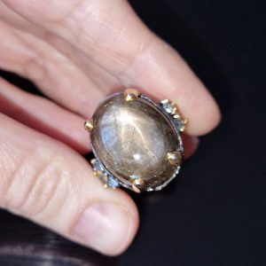 Кольцо серебро натуральный звёздчатый сапфир