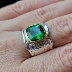 Кольцо серебро природный зелёный топаз