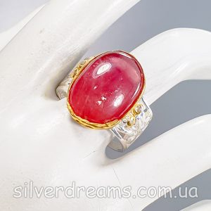 Кольцо серебро натуральный рубин кабошон