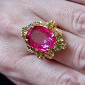 Кольцо серебро позолота натуральный розовый топаз