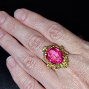 Кольцо серебро натуральный розовый топаз