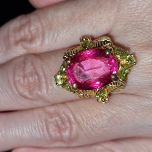 Кольцо серебро природный розовый топаз