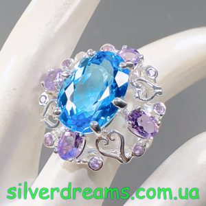 Коктейльное кольцо серебро природный голубой топаз