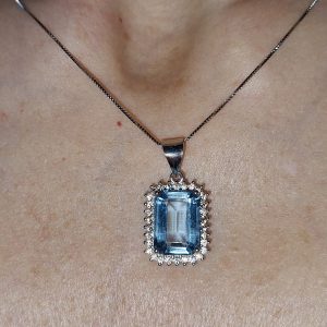 Ожерелье серебро натуральный голубой топаз