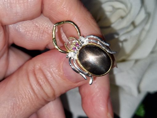 Брошь серебро натуральный солнечный камень кошачий глаз