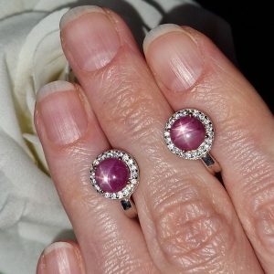 Серьги серебро природный звёздчатый рубин