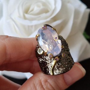 Перстень серебро натуральный лавандовый кварц