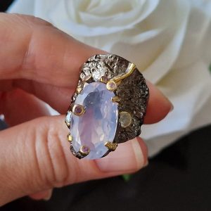 Кольцо серебро природный лавандовый кварц