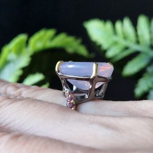 Кольцо серебро природный лавандовый кварц