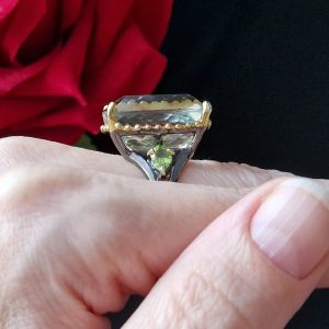 Кольцо серебро природный зелёный аметист (празиолит)