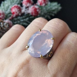 Перстень серебро натуральный лавандовый кварц