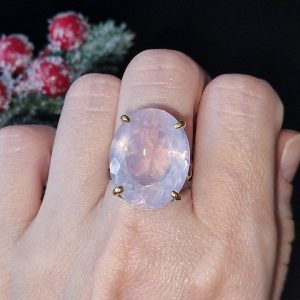 Кольцо серебро природный лавандовый кварц