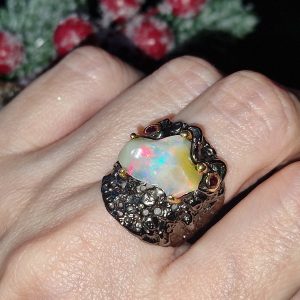 Кольцо серебро натуральный эфиопский опал