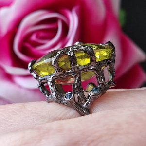 Перстень серебро натуральный лимонный кварц