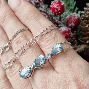 Ожерелье серебро природный голубой топаз