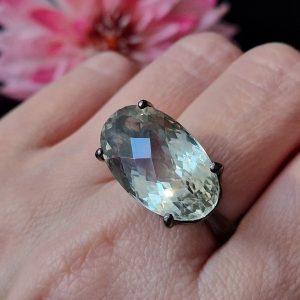 Перстень серебро натуральный празиолит