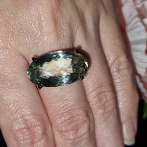 Перстень серебро натуральный празиолит