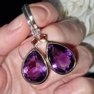 Серьги серебро природный аметист + гранат