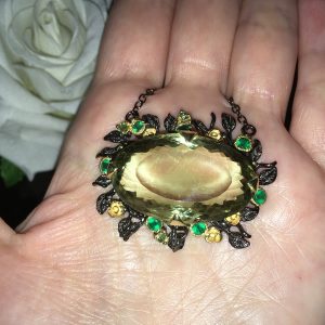 Ожерелье серебро натуральный празиолит (зелёный аметист) + оникс + хризолит