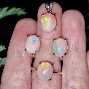 Набор серьги + кольцо серебро природный эфиопский опал