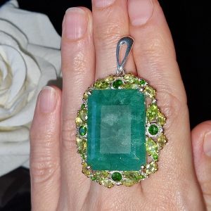 Подвес серебро натуральный берилл диопсид хризолит