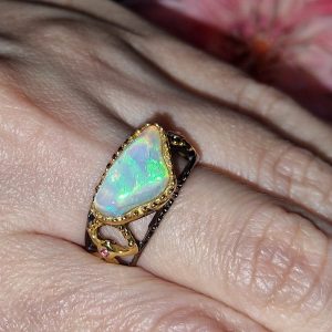 Кольцо серебро природный огненный опал