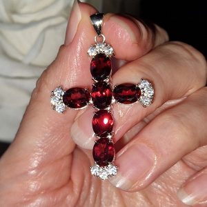 Подвес серебро натуральный гранат