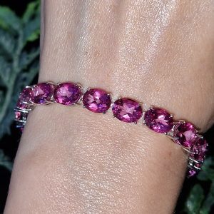 Браслет серебро природный розовый топаз