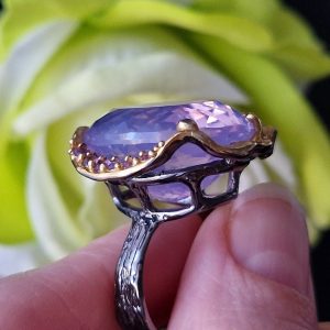 Кольцо серебро природный лавандовый кварц