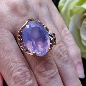 Перстень серебро натуральный лавандовый кварц