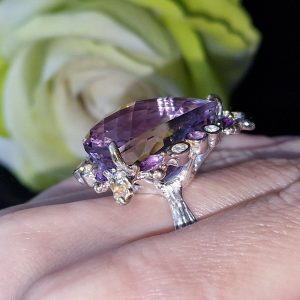 Перстень серебро натуральный аметист