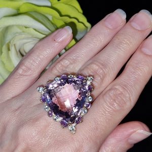 Перстень серебро натуральный аметист