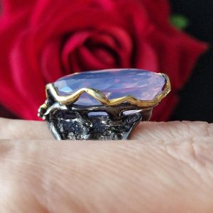 Кольцо серебро природный лавандовый кварц