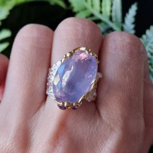 Кольцо серебро природный лавандовый кварц