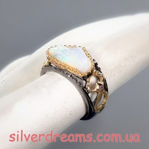 Кольцо серебро природный огненный опал