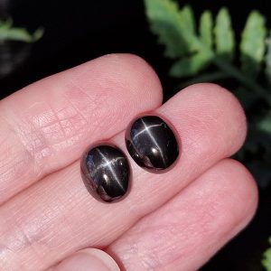 Натуральный звёздчатый диопсид 2 шт.