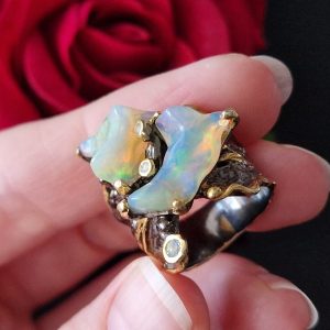 Кольцо серебро природный эфиопский опал