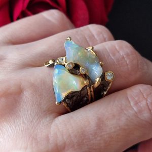 Перстень серебро натуральный радужный огненный опал