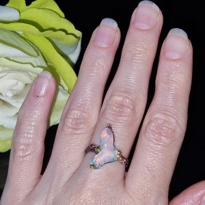 Кольцо серебро натуральный радужный огненный опал