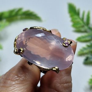 Перстень серебро натуральный розовый кварц