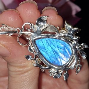 Подвес серебро натуральный лабрадор