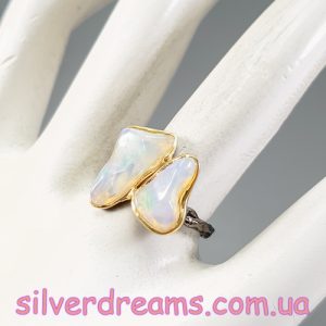 Кольцо серебро натуральный огненный опал грубой огранки