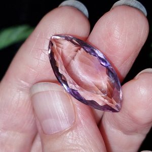 Крупный природный аметрин