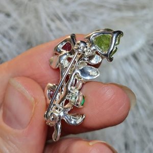 Брошь серебро природный турмалин + оникс + родолит